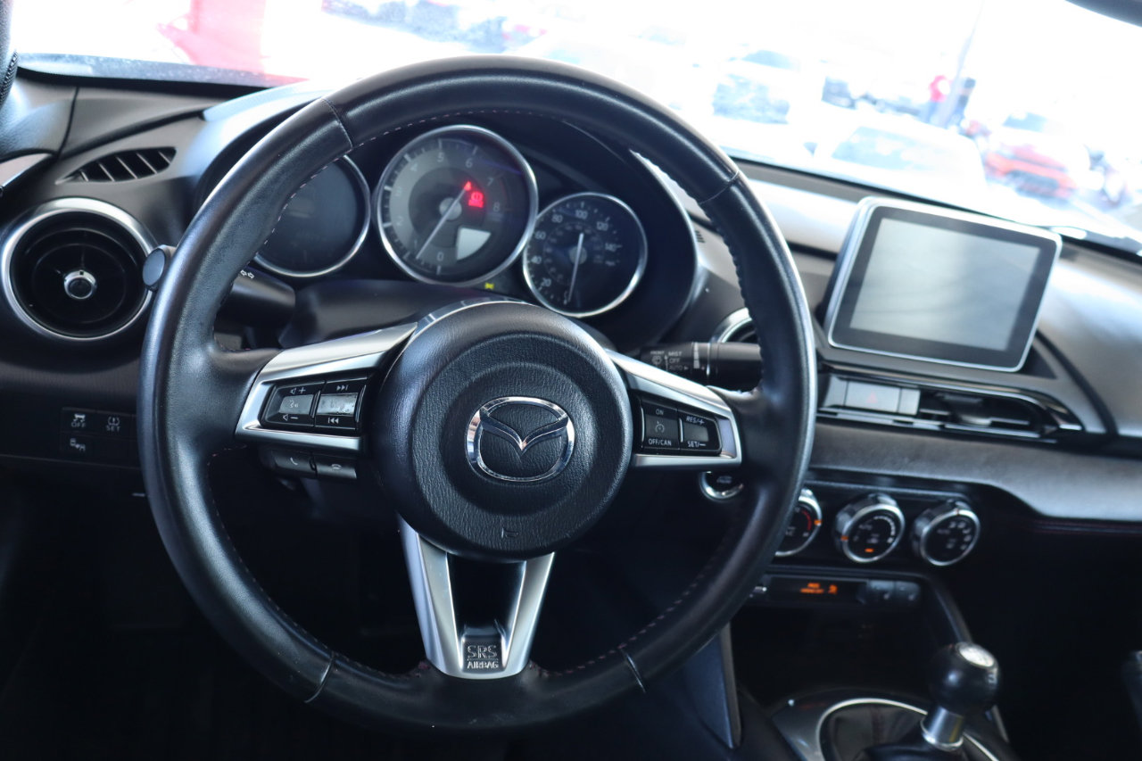 Used 2017 MAZDA MX-5 Miata RF Grand Touring image 19