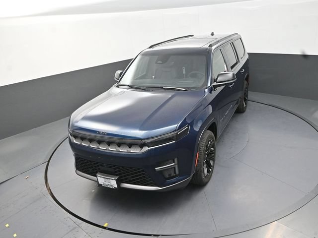 New 2026 Jeep Grand Wagoneer Limited AWD/4WD image 13