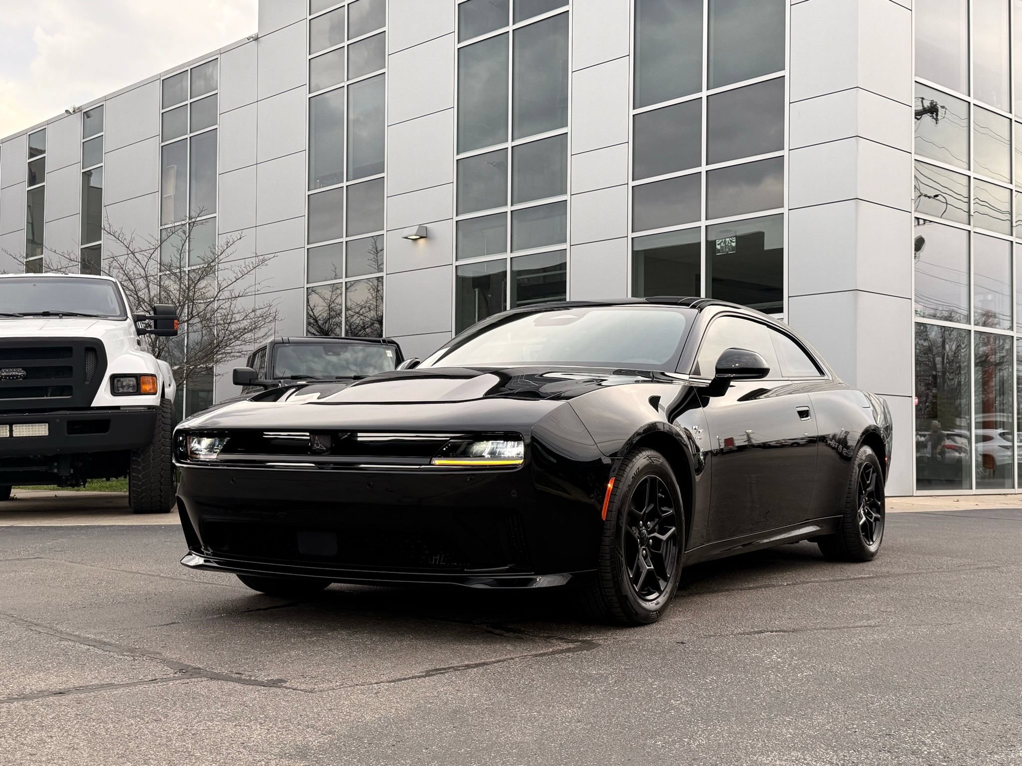 Used 2025 Dodge Charger Daytona R/T w/ Quick Order Package 25M R/T AWD/4WD video 2