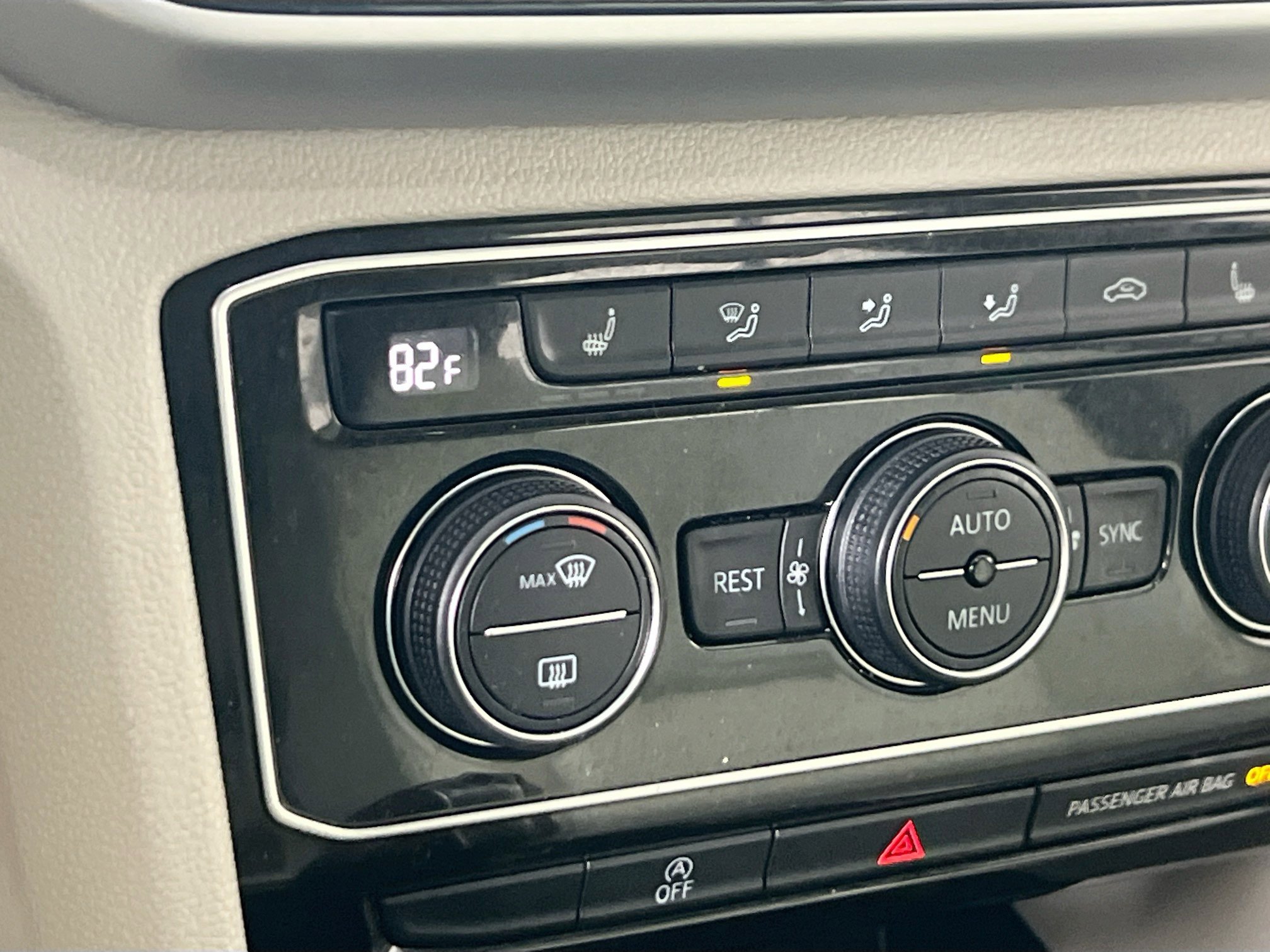Used 2022 Volkswagen Atlas SE AWD/4WD image 19