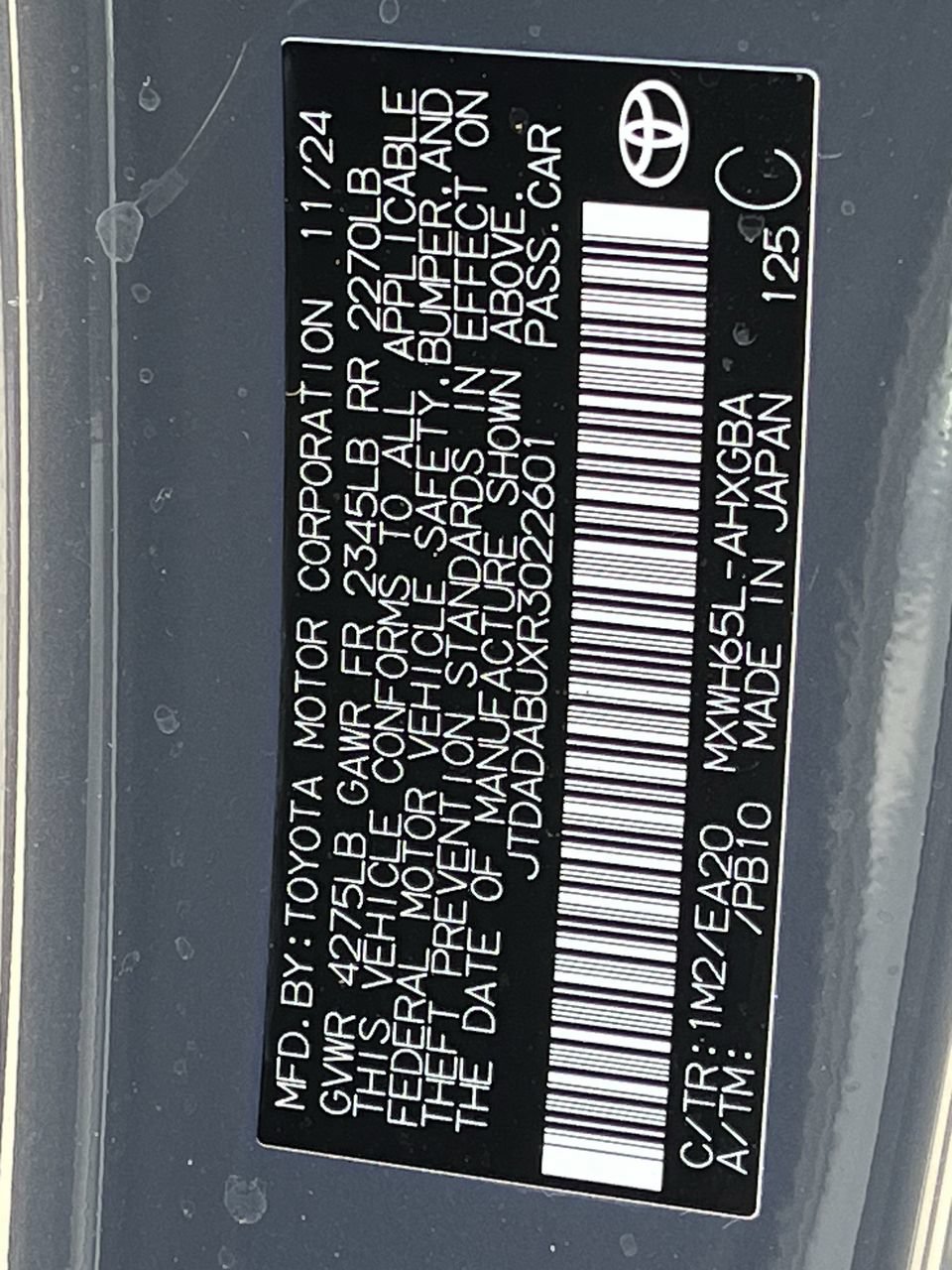 Used 2024 Toyota Prius XLE AWD/4WD image 28