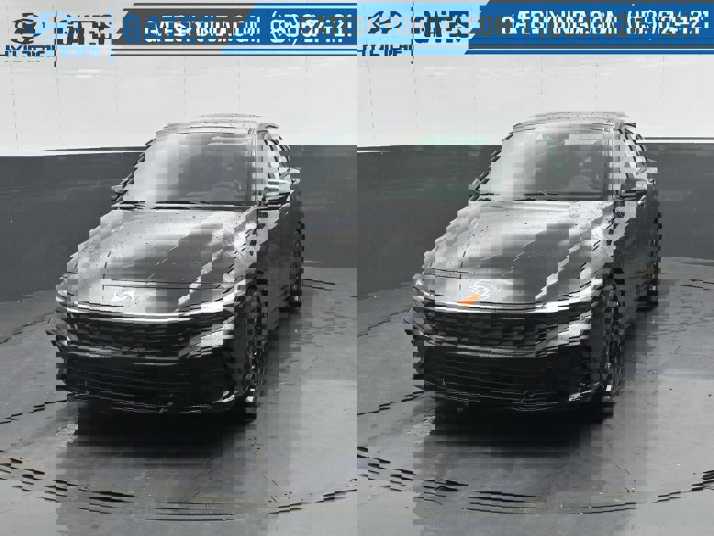 New 2026 Hyundai Elantra Sport image 6