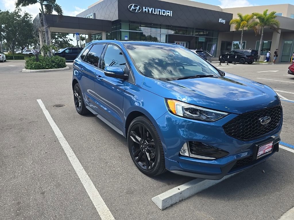 Used 2019 Ford Edge ST w/ Equipment Group 401A AWD/4WD image 16