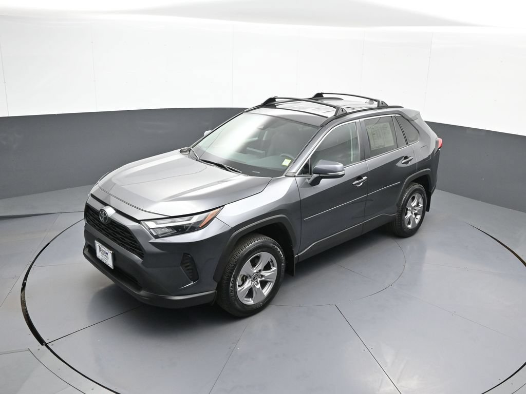 Used 2023 Toyota RAV4 XLE AWD/4WD image 32