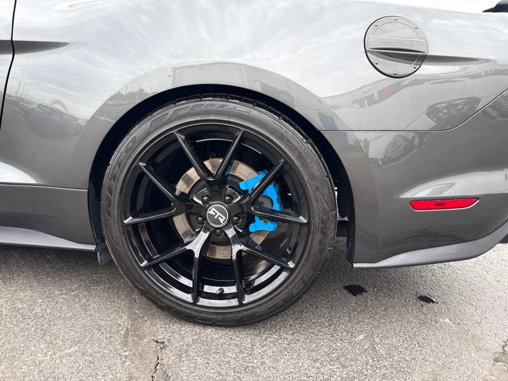 Used 2019 Ford Mustang GT Premium w/ Equipment Group 401A RWD image 35