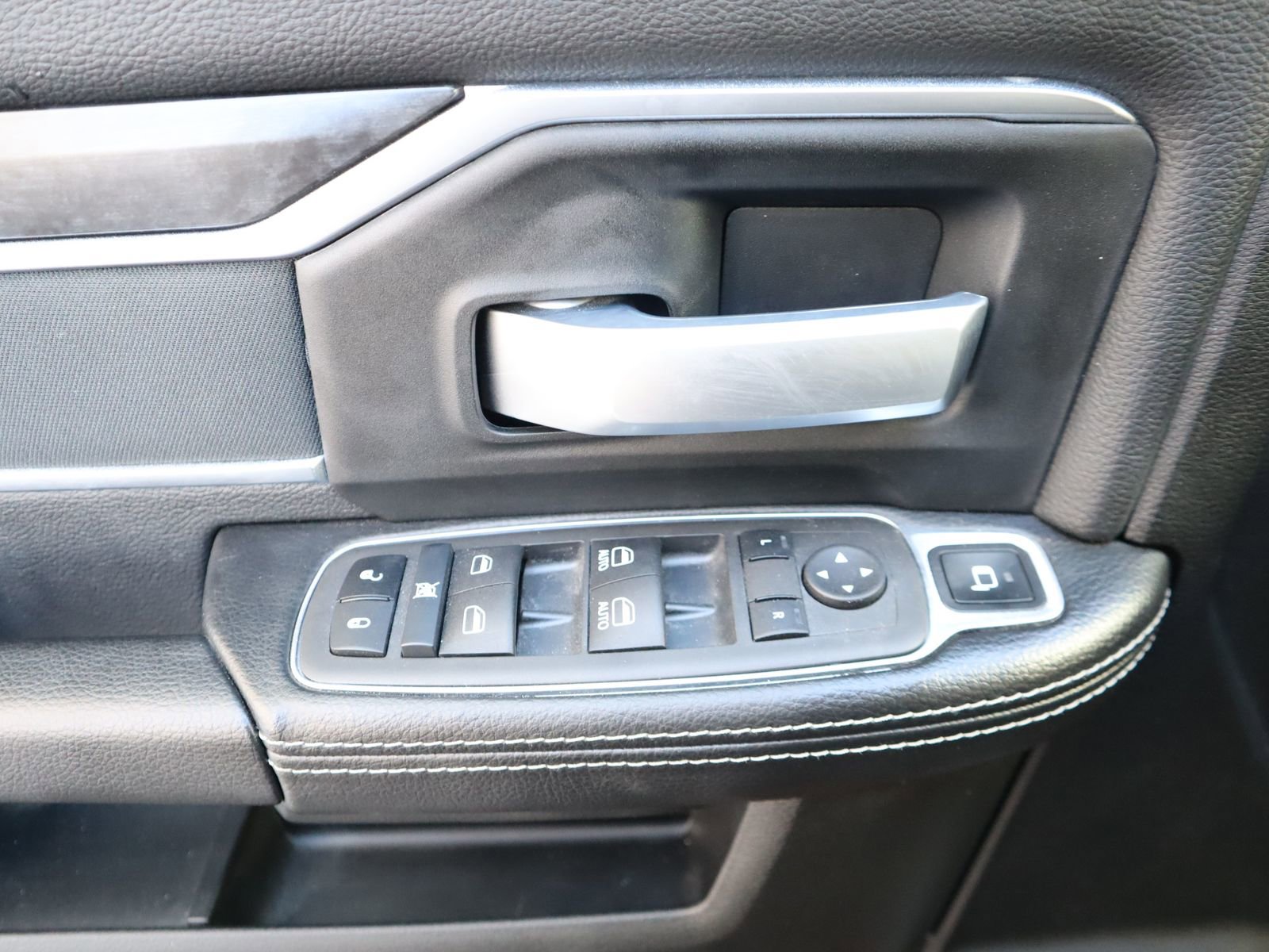 Used 2024 RAM 3500 Big Horn w/ Protection Group image 33