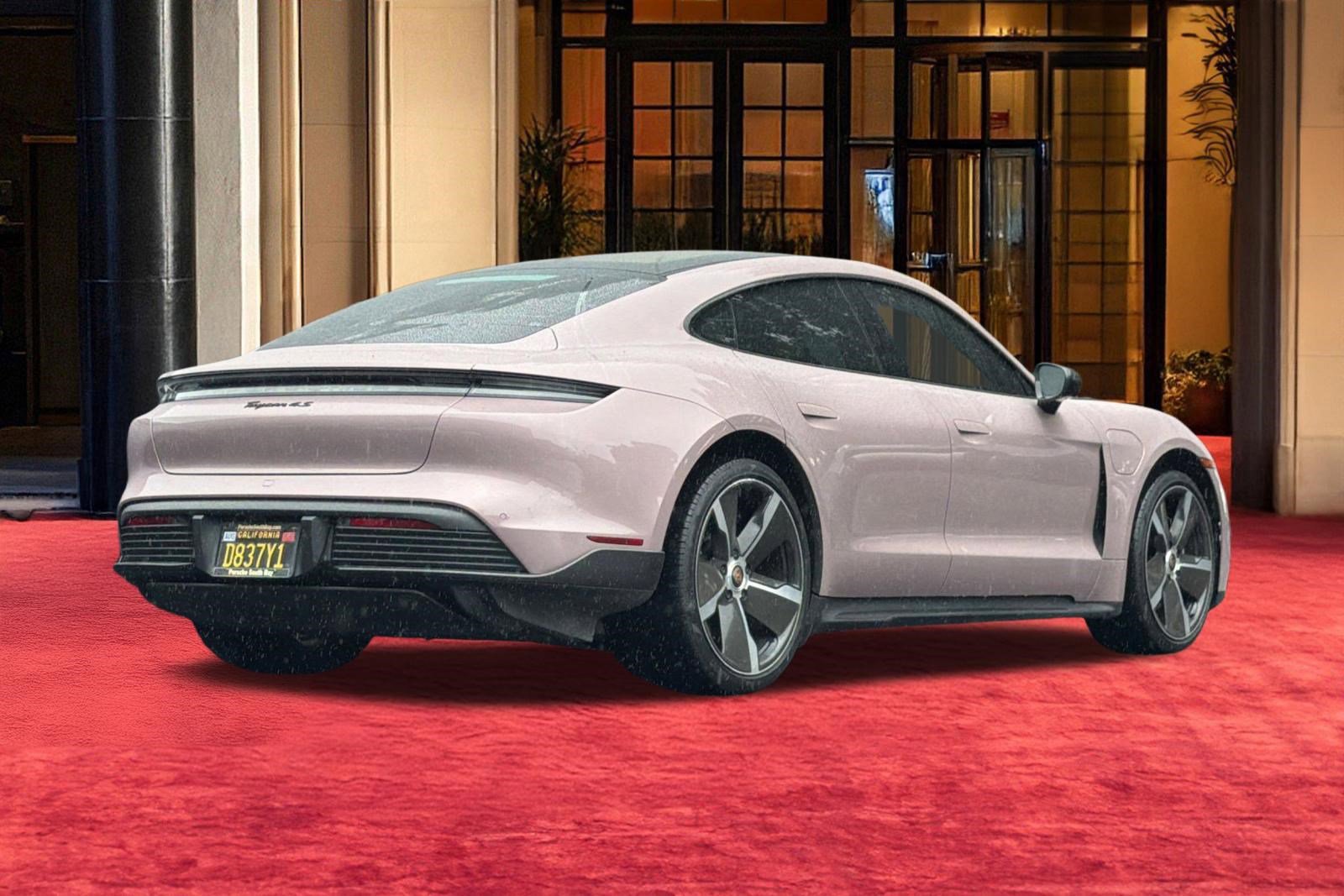 Used 2021 Porsche Taycan 4S image 8