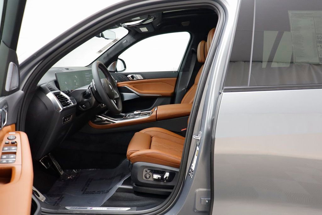 New 2026 BMW X7 M60i image 5