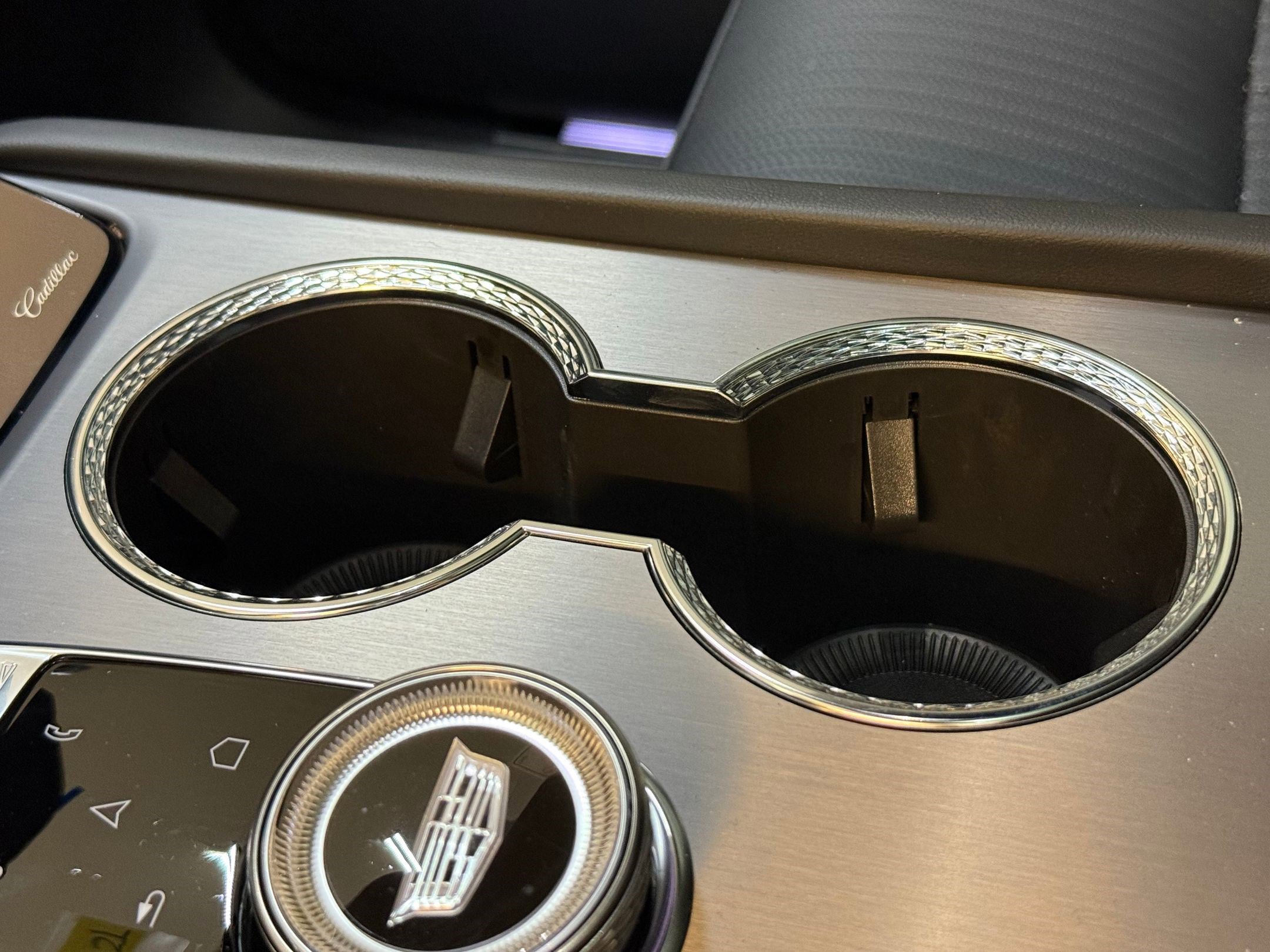 New 2026 Cadillac Vistiq Sport w/ LPO, Floor Liner Package image 38