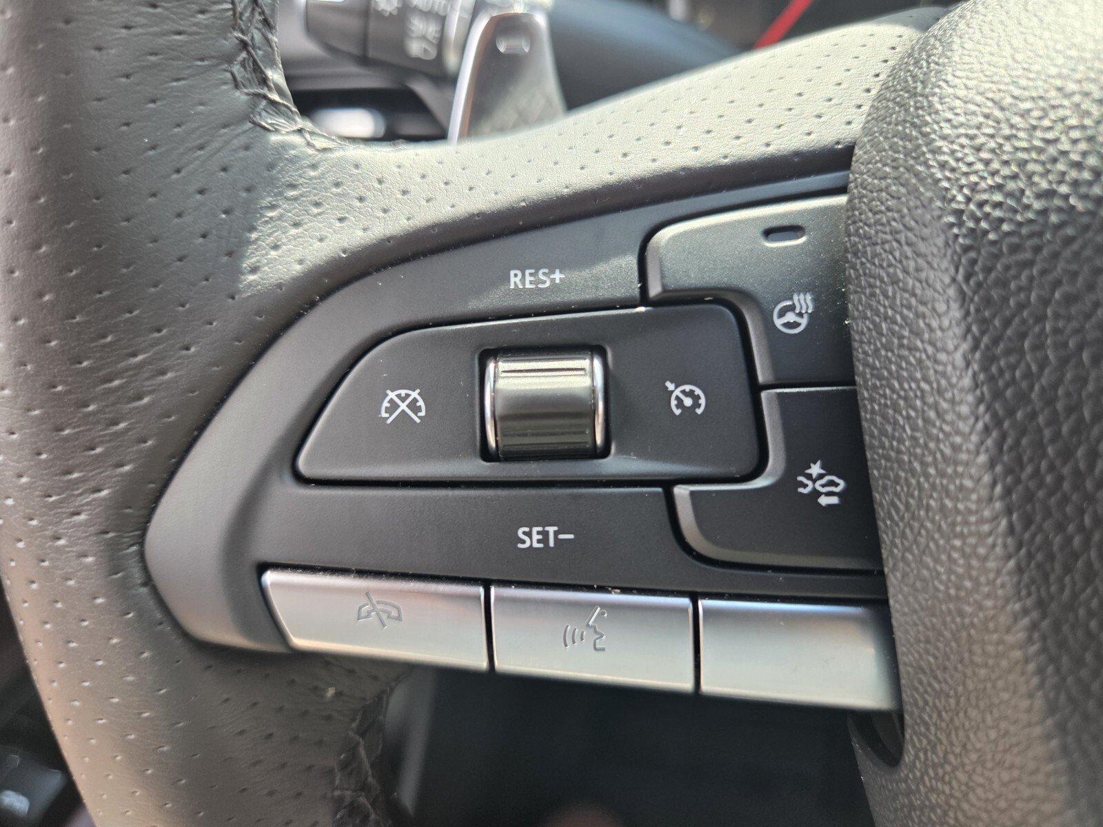 Used 2020 Cadillac CT4 V w/ Climate Package RWD image 28