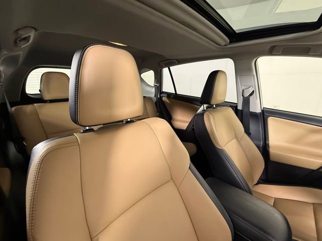 Used 2018 Toyota RAV4 Limited image 33
