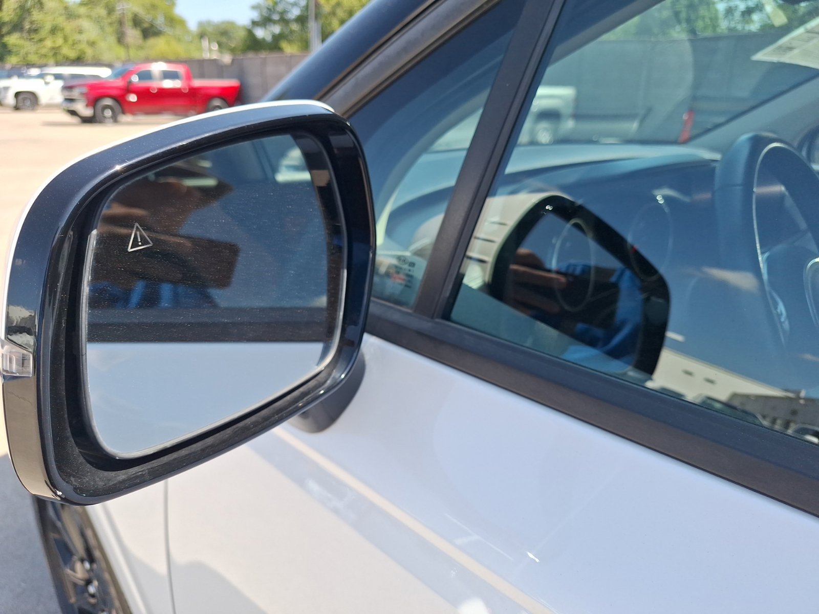 Used 2022 Kia Carnival SX FWD image 13
