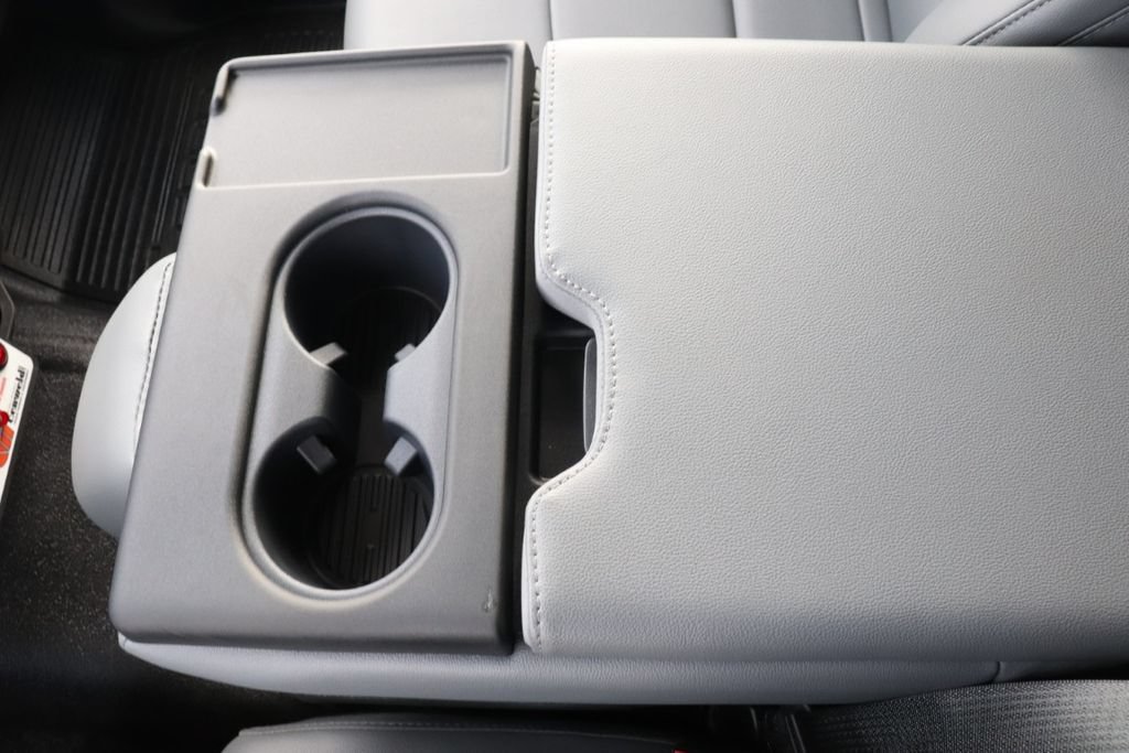 New 2026 Ford F550 4x4 Regular Cab Super Duty image 16