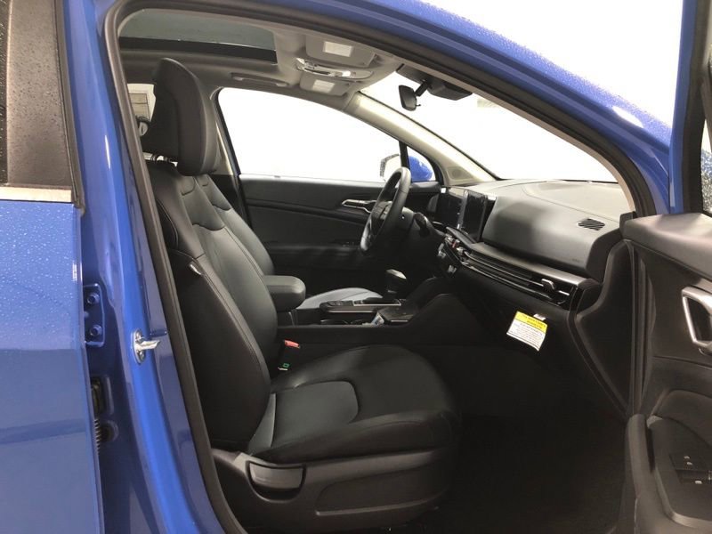 New 2026 Kia Sportage EX w/ EX Panorama Roof Package image 14