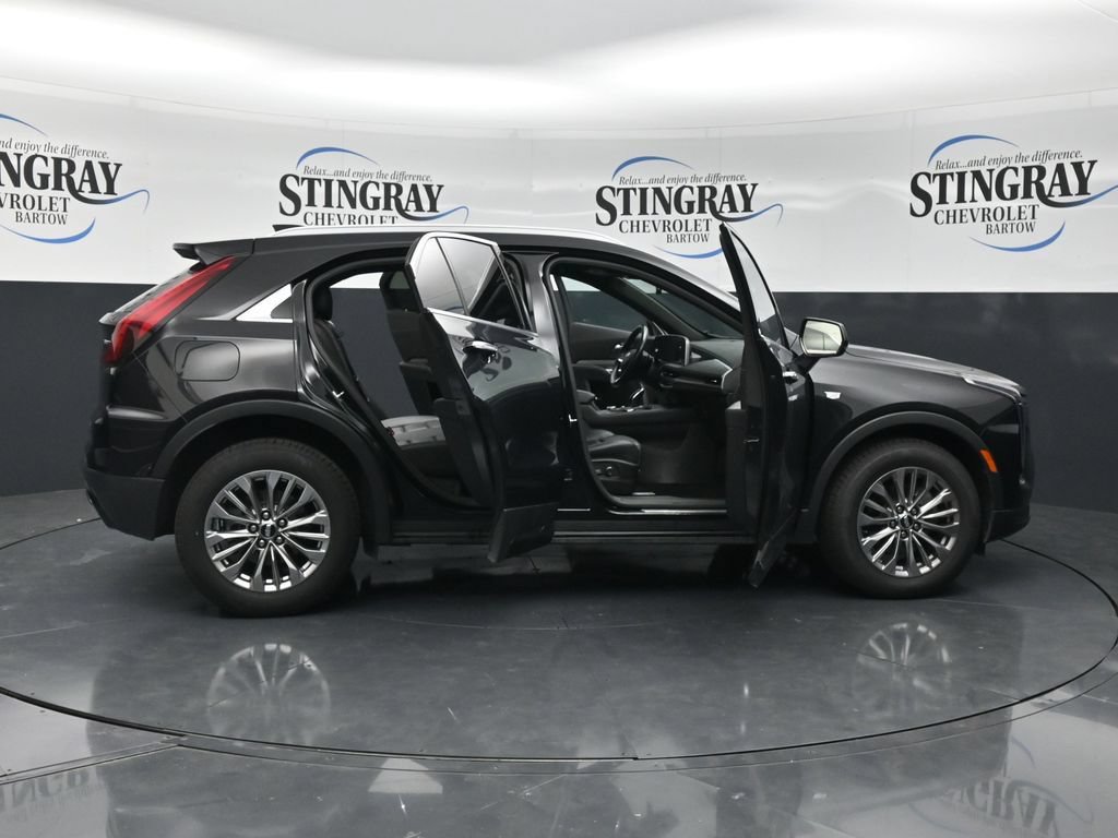 Used 2024 Cadillac XT4 Premium Luxury FWD image 39