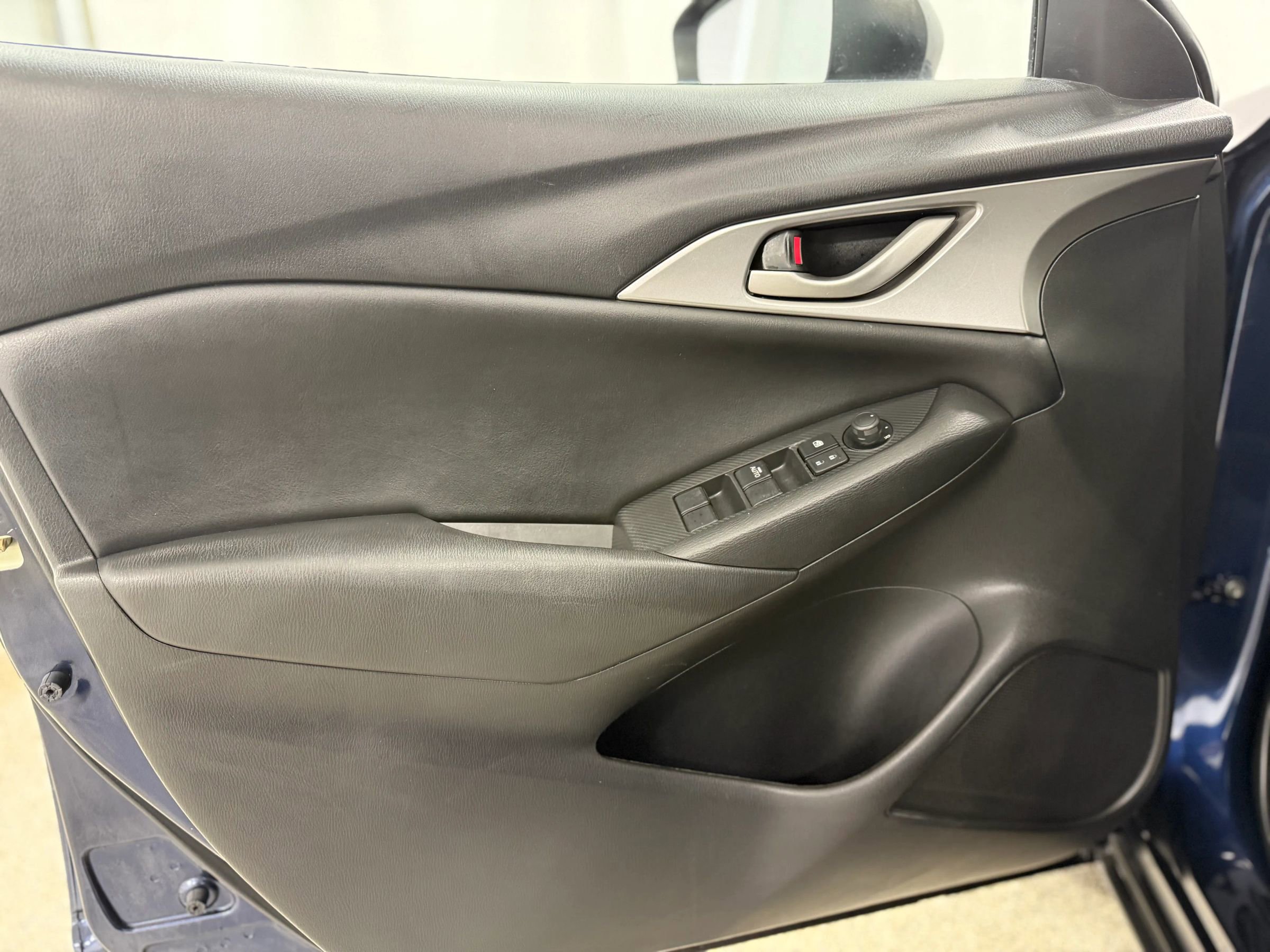 Used 2021 MAZDA CX-3 Sport image 11