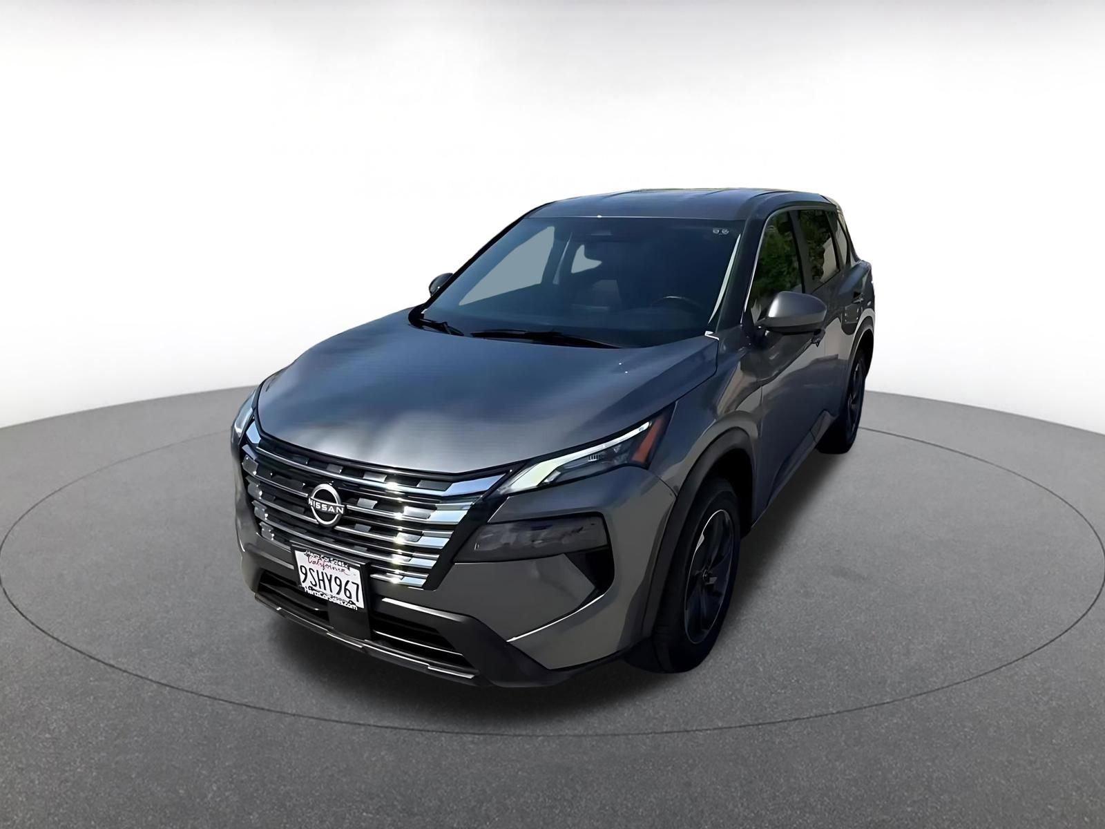 Used 2025 Nissan Rogue SV FWD image 7