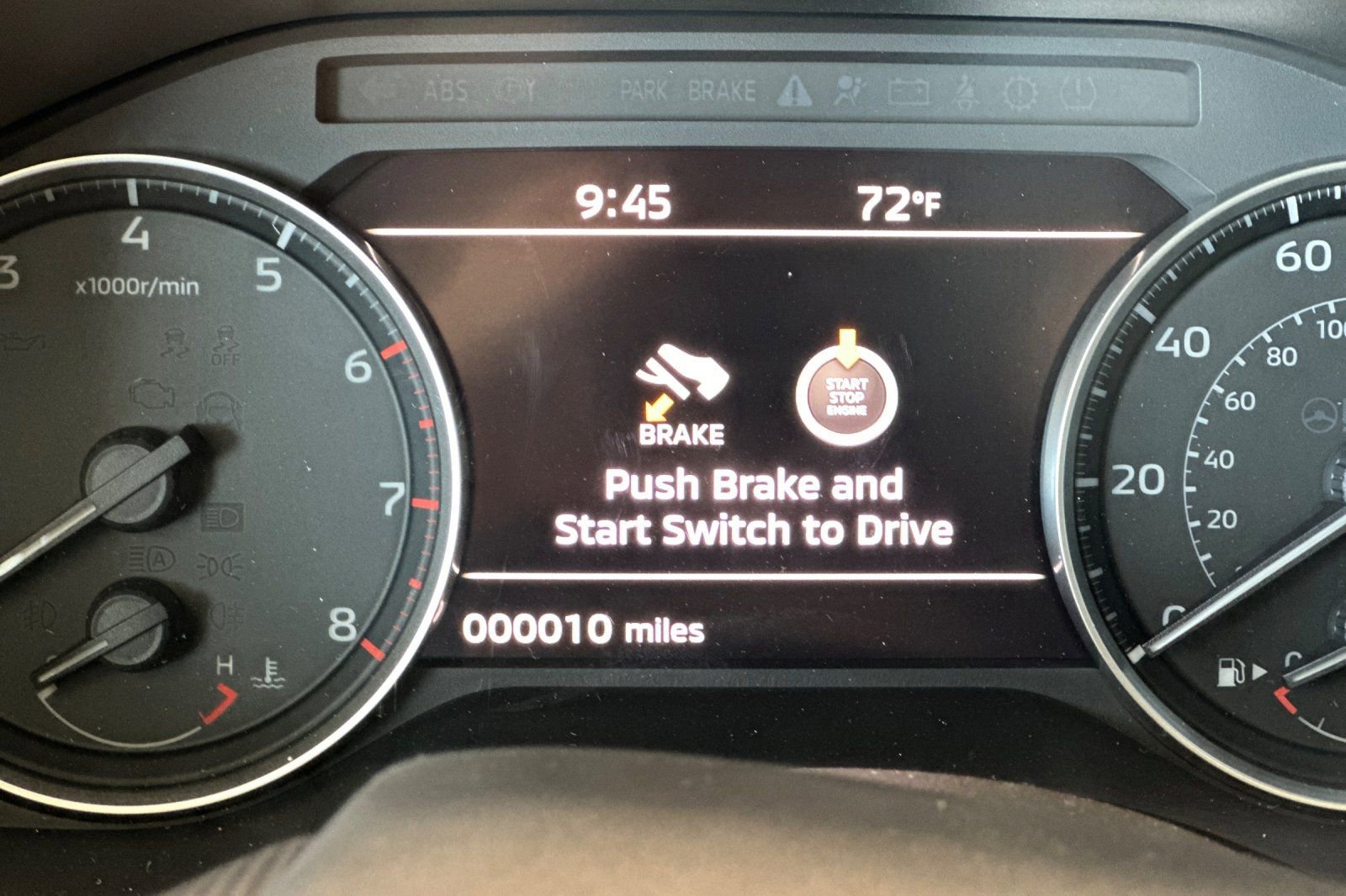 New 2025 Mitsubishi Outlander SE image 25