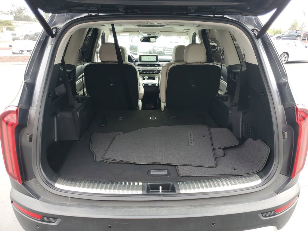 Used 2022 Kia Telluride SX w/ SX Prestige Package image 31