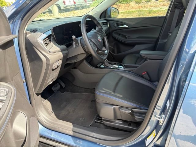 Used 2025 Buick Encore GX Sport Touring AWD/4WD image 16