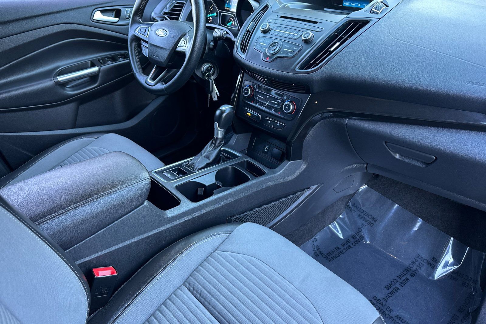 Used 2018 Ford Escape SE w/ SE Sport Appearance Package image 15