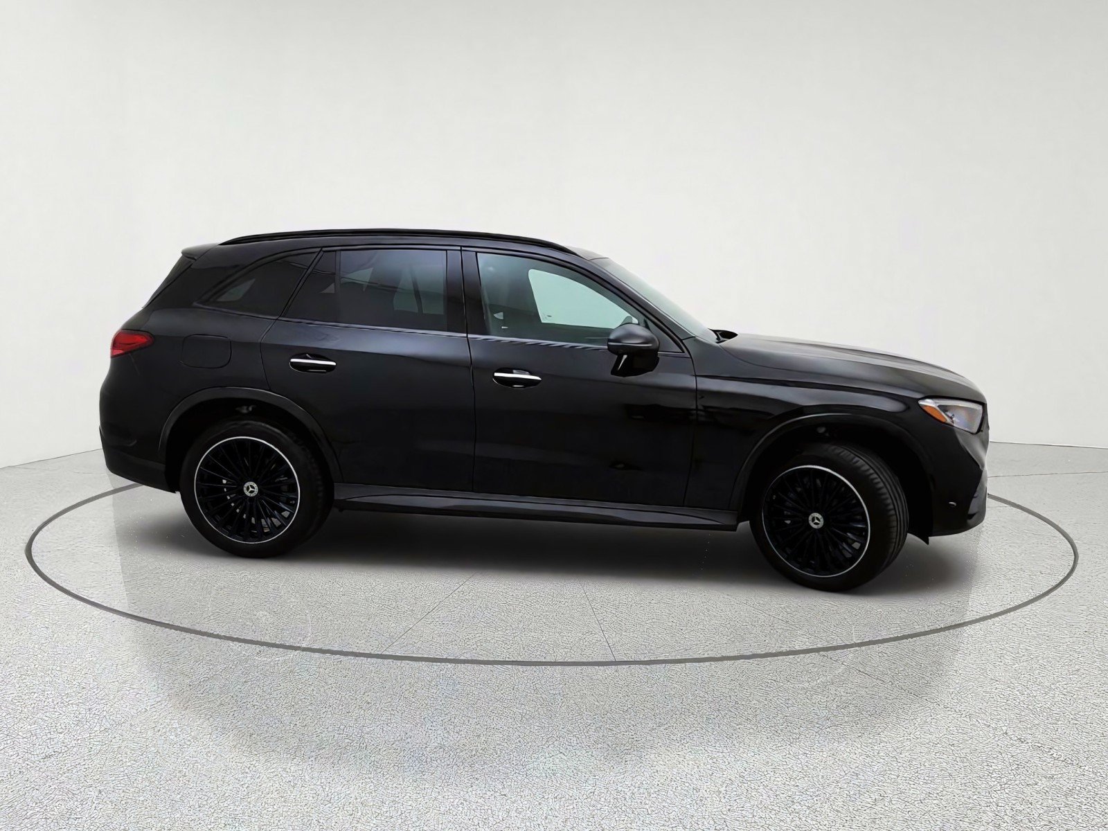 Certified 2026 Mercedes-Benz GLC 300 image 6