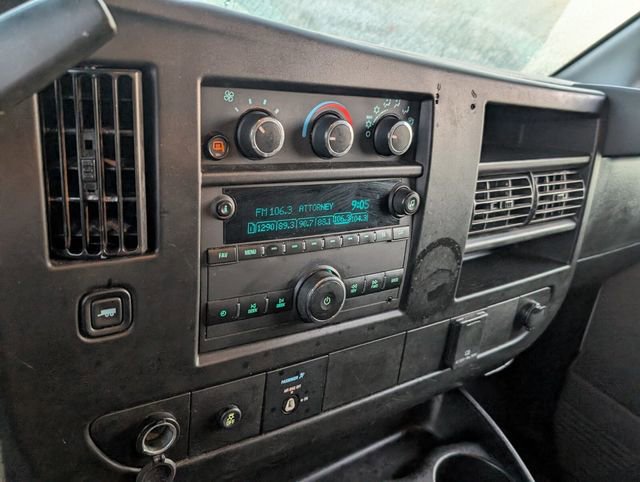 Used 2021 GMC Savana 2500 w/ Driver Convenience Package image 16