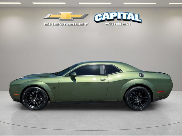 Used 2022 Dodge Challenger R/T Scat Pack RWD image 2