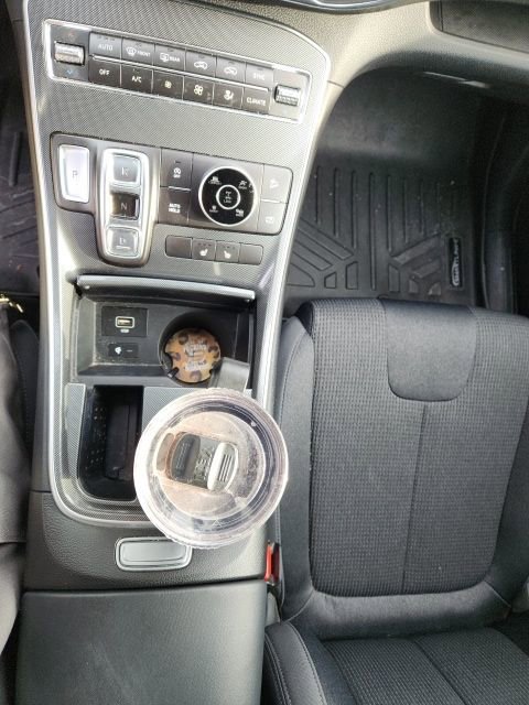 Used 2021 Hyundai Santa Fe SEL w/ Convenience Package image 10