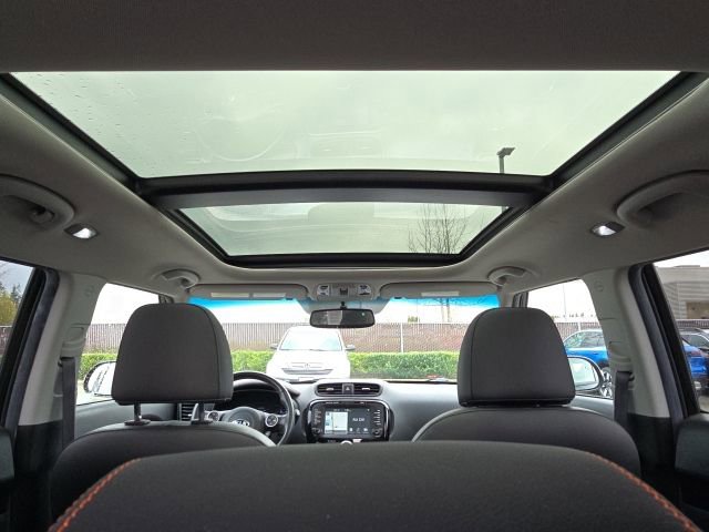 Used 2019 Kia Soul ! w/ Technology Package image 18