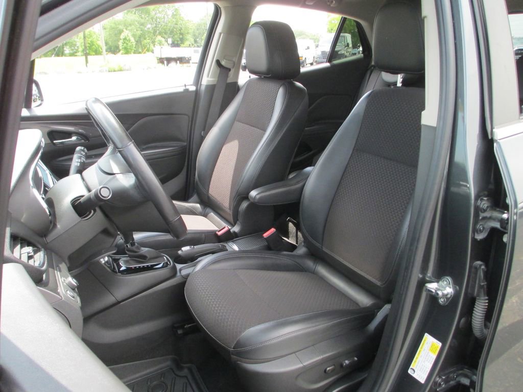 Used 2018 Buick Encore Preferred FWD image 16