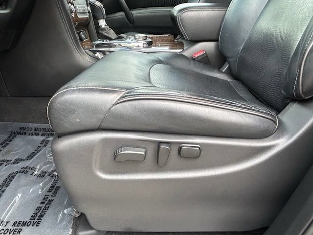 Used 2017 INFINITI QX80 4WD w/ Driver Assistance Package image 19