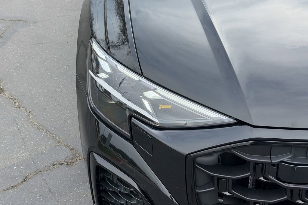 New 2026 Audi SQ8 Prestige image 5