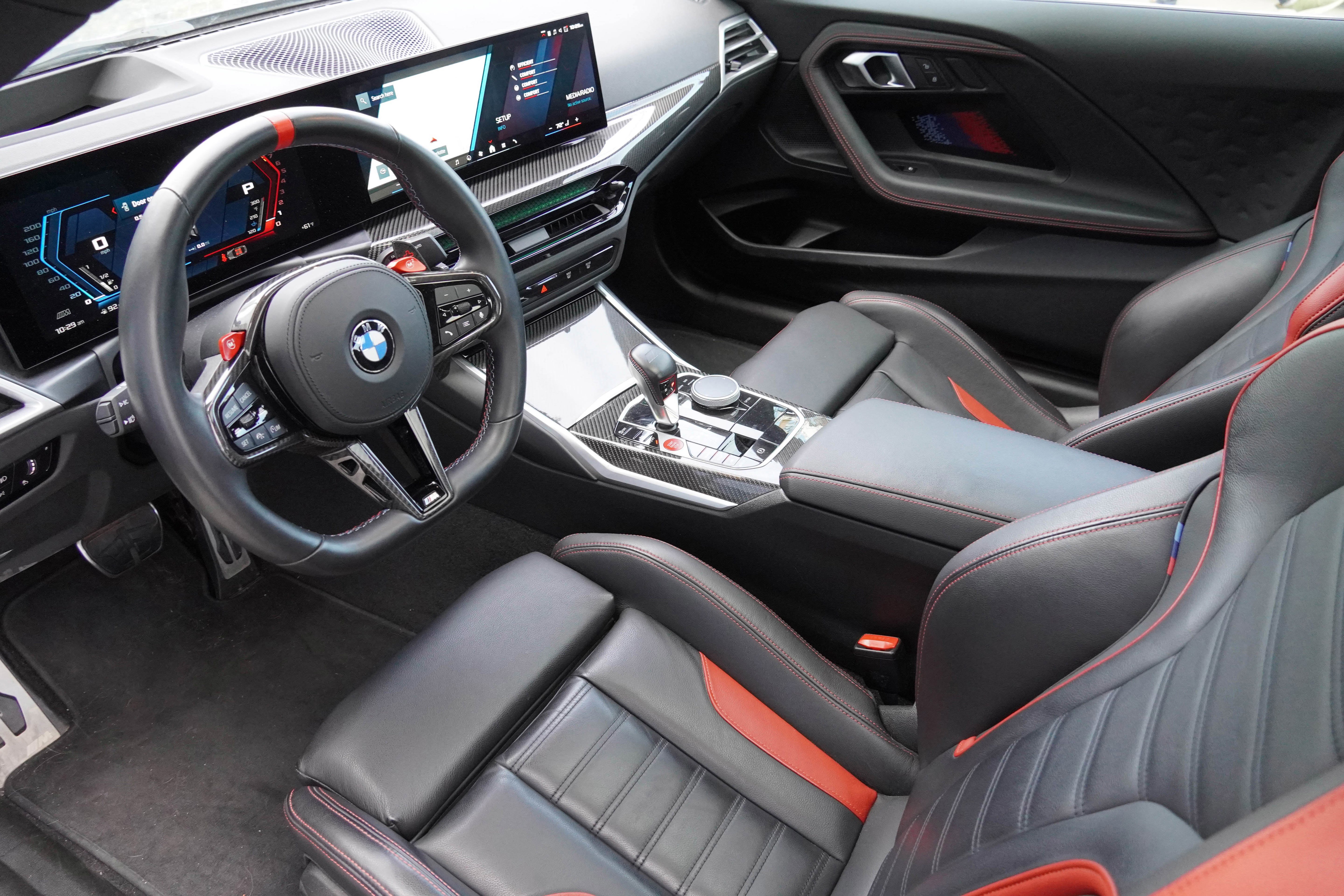 Used 2025 BMW M2 w/ Lighting Package image 9