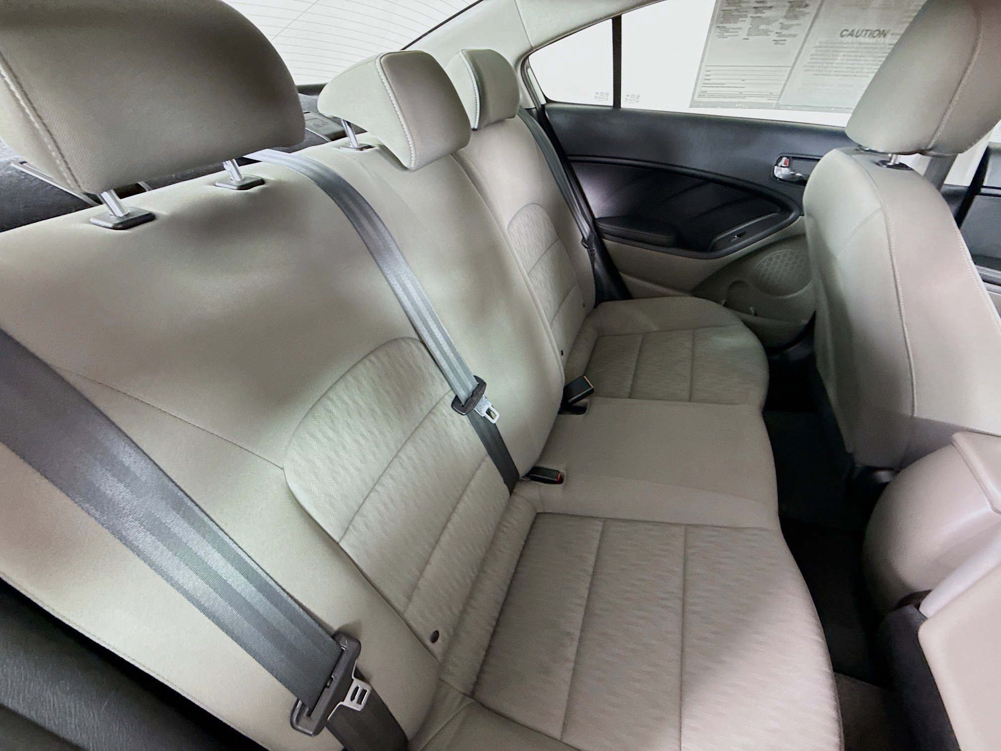 Used 2015 Kia Forte LX image 29