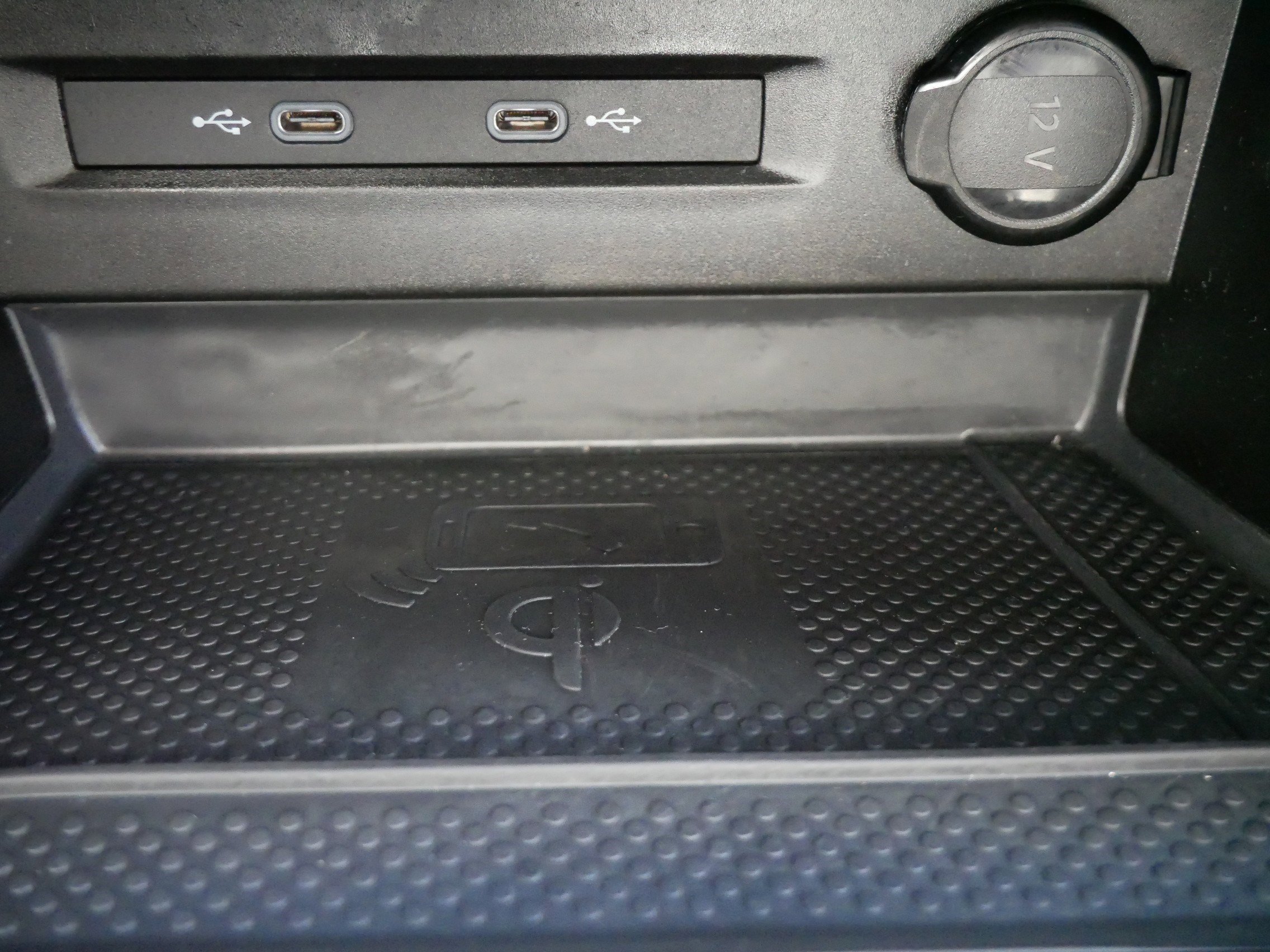 Certified 2024 Volkswagen Taos SEL image 28