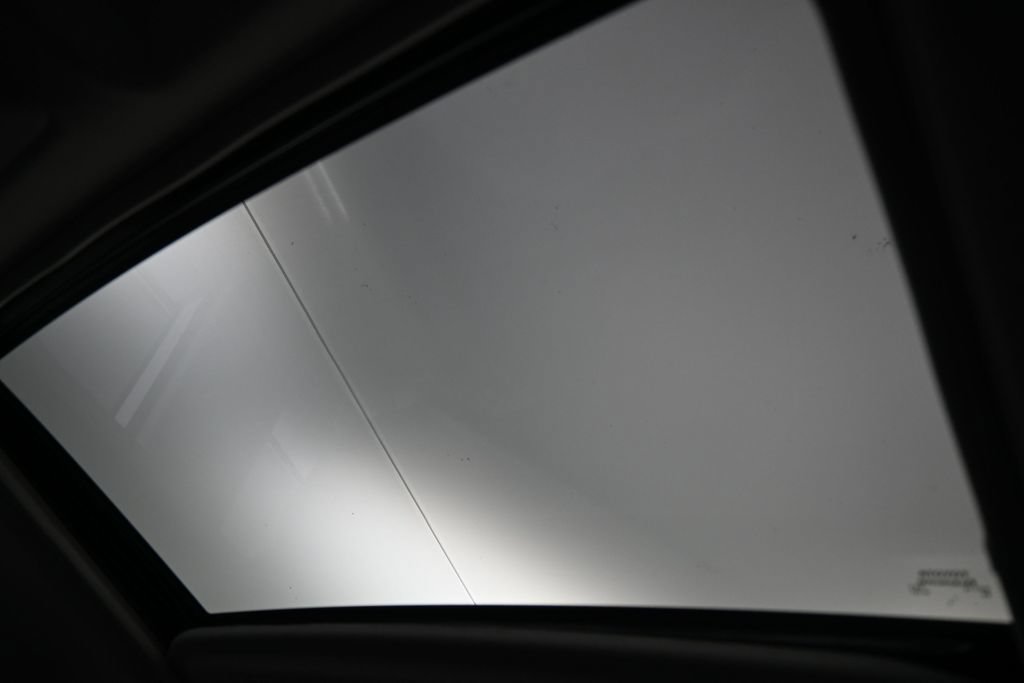 Used 2025 Toyota RAV4 XLE Premium FWD image 23
