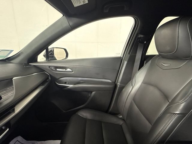 Certified 2025 Cadillac XT4 Premium Luxury FWD image 23