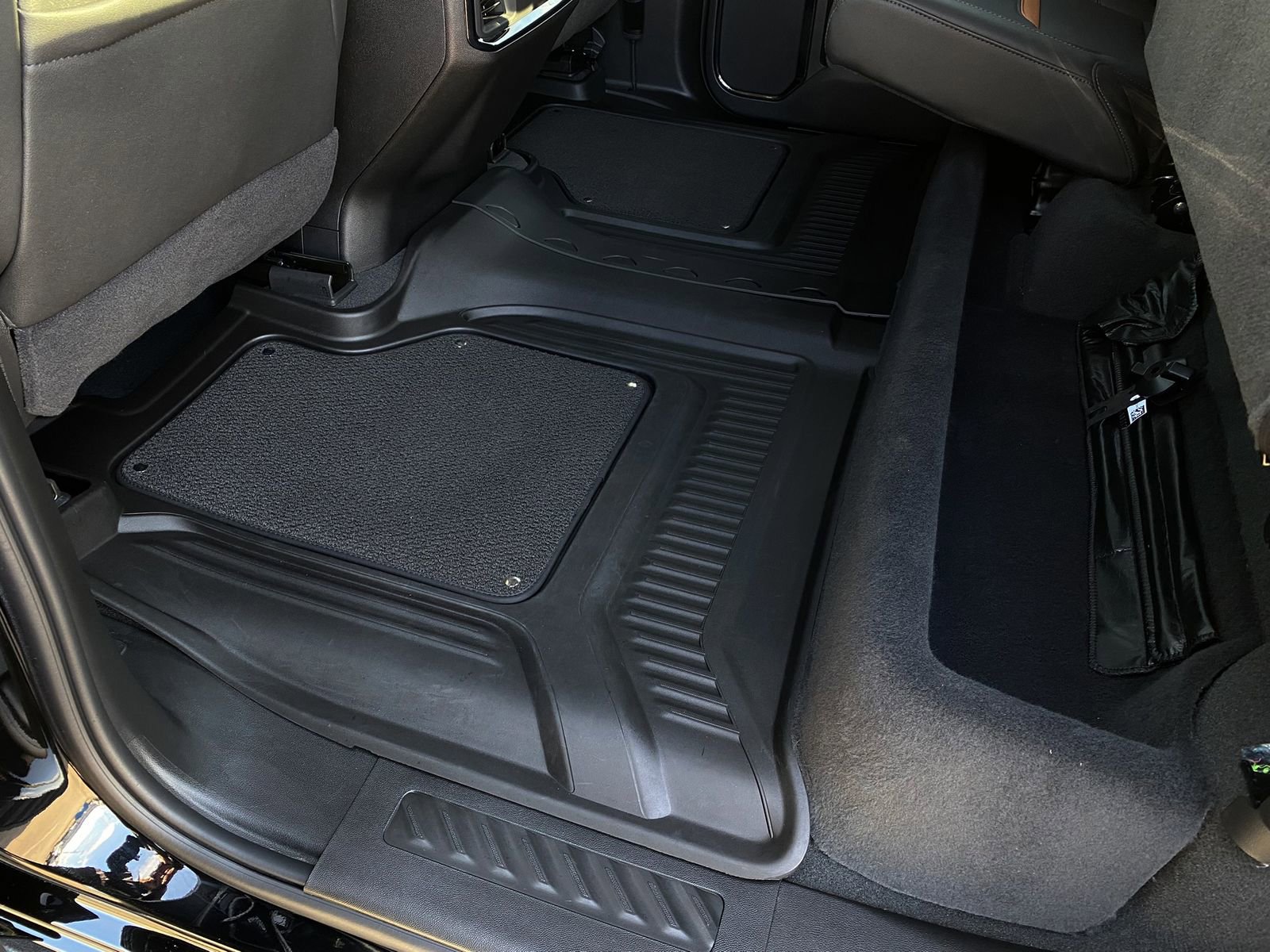 Used 2025 GMC Sierra 2500 AT4 w/ AT4 Preferred Package image 33