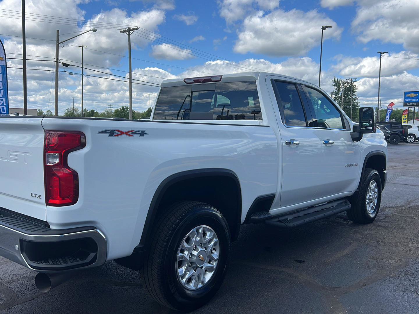 Used 2024 Chevrolet Silverado 2500 LTZ w/ LTZ Plus Package AWD/4WD image 13