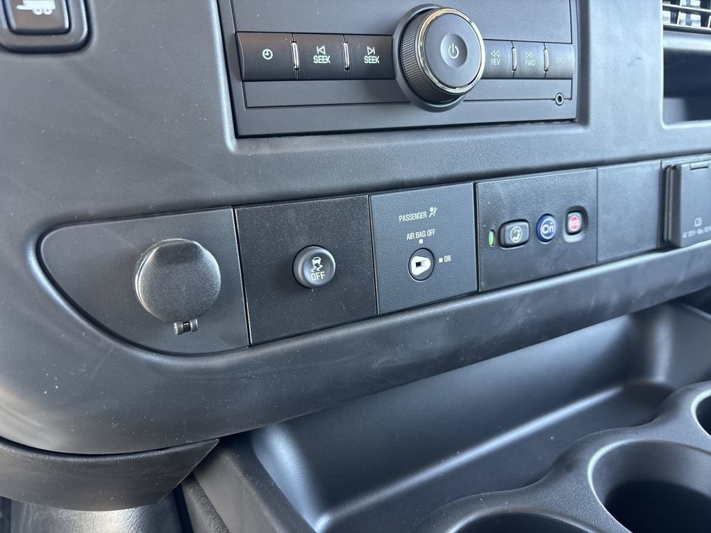 New 2025 GMC Savana 2500 Extended w/ Driver Convenience Package RWD image 23