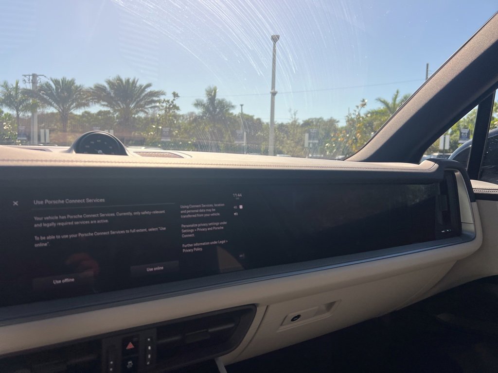 Used 2024 Porsche Cayenne S image 47