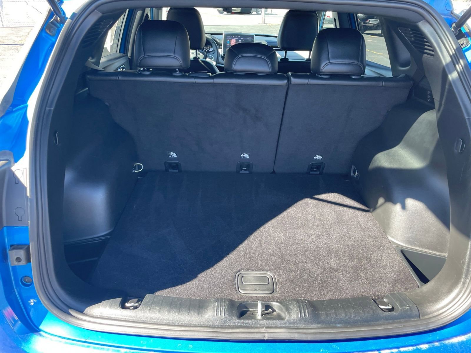 Used 2025 Jeep Compass Limited image 31