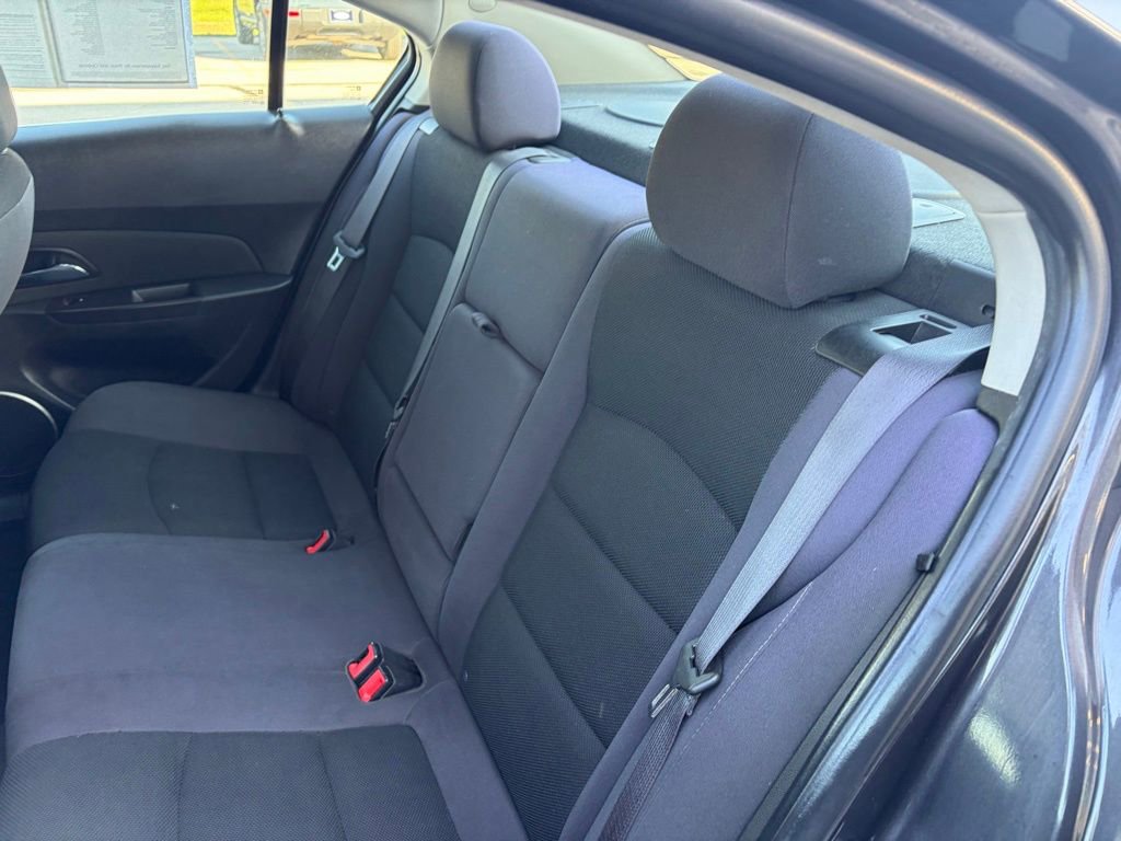 Used 2015 Chevrolet Cruze LT w/ Sun And Sound Package FWD image 18