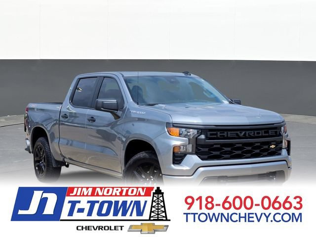 Used 2025 Chevrolet Silverado 1500 Custom