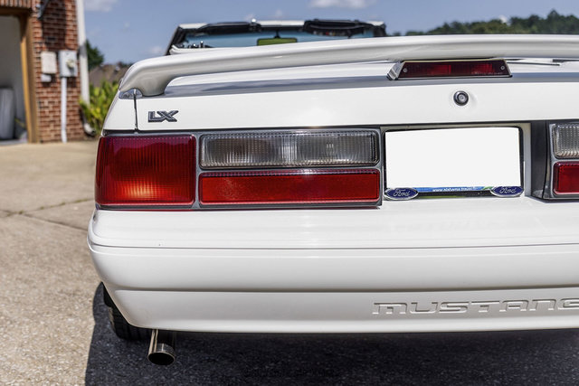 Used 1993 Ford Mustang LX RWD image 71
