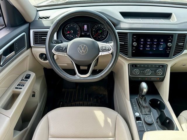 Used 2021 Volkswagen Atlas SE w/ Panoramic Sunroof Package image 16