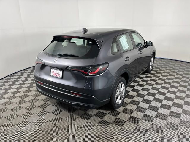 Used 2023 Honda HR-V LX image 6