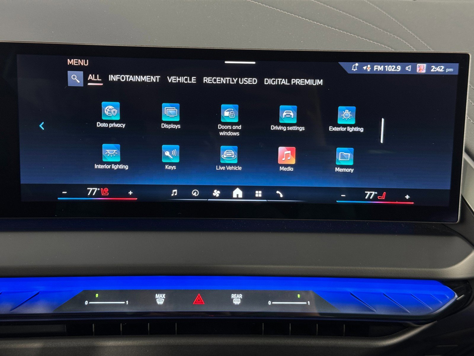 Used 2025 BMW X3 xDrive30i w/ M Sport Package image 23