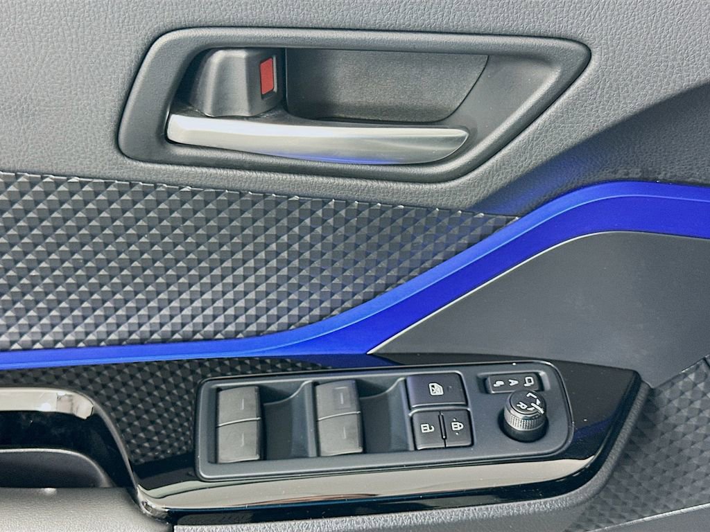 Certified 2022 Toyota C-HR XLE FWD image 17